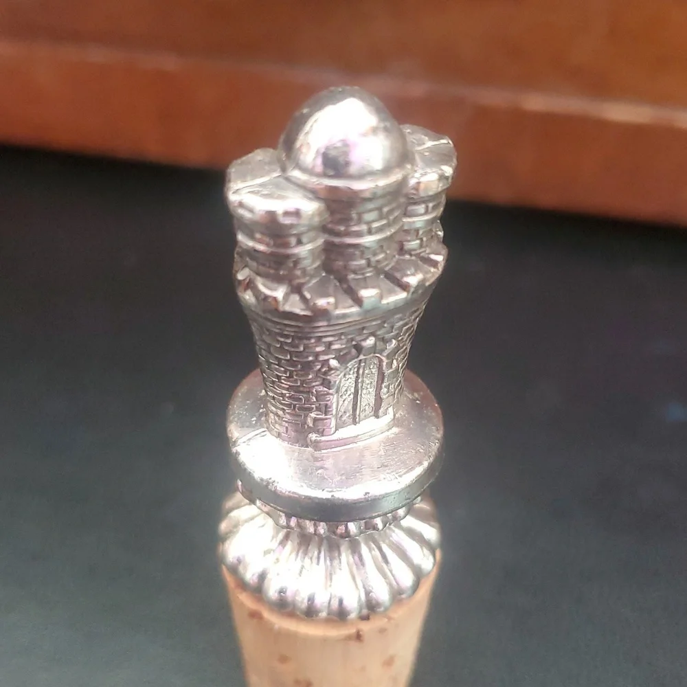 Silver Castle Wine Stopper AG